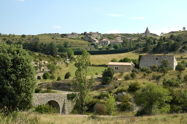 Village de Gras en Ardèche